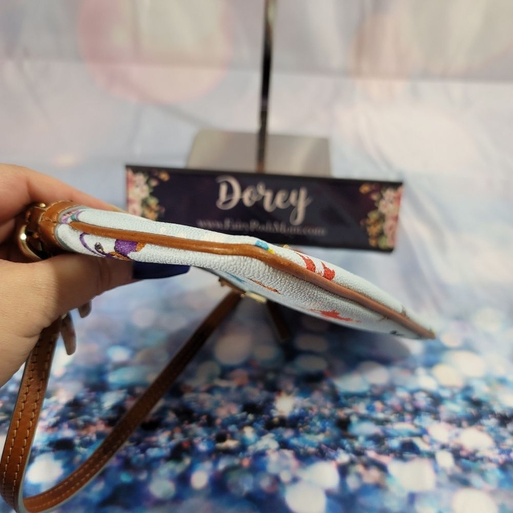 Disney Dooney & Bourke Out to Sea Wristlet / Pouch Authentic - Picture 4 of 15